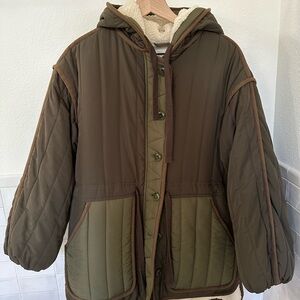 Doen Dell Jacket - Size XS - Lightly Worn - Quilted Olive Green - Sherpa Lined